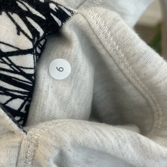 Lululemon Method Wrap - Picture 3 of 5